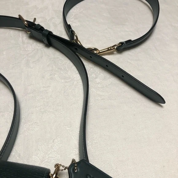 Coach flap shoulder bag with extra shorter handle in dark green - Picture 9 of 9